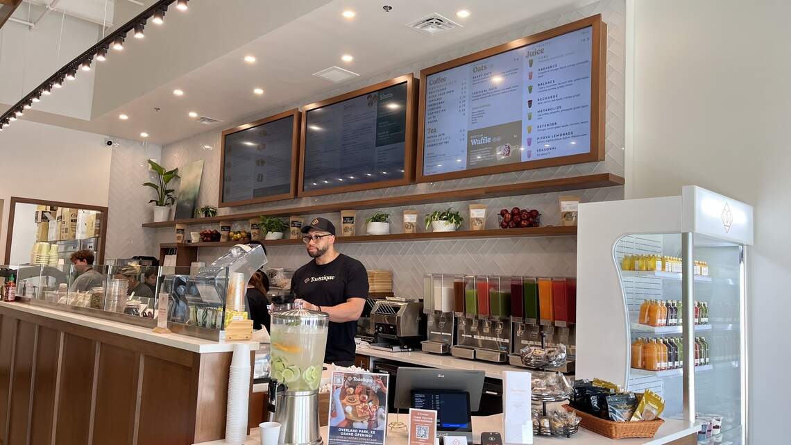Inside the smoothie and toast bar opening in Johnson County this weekend