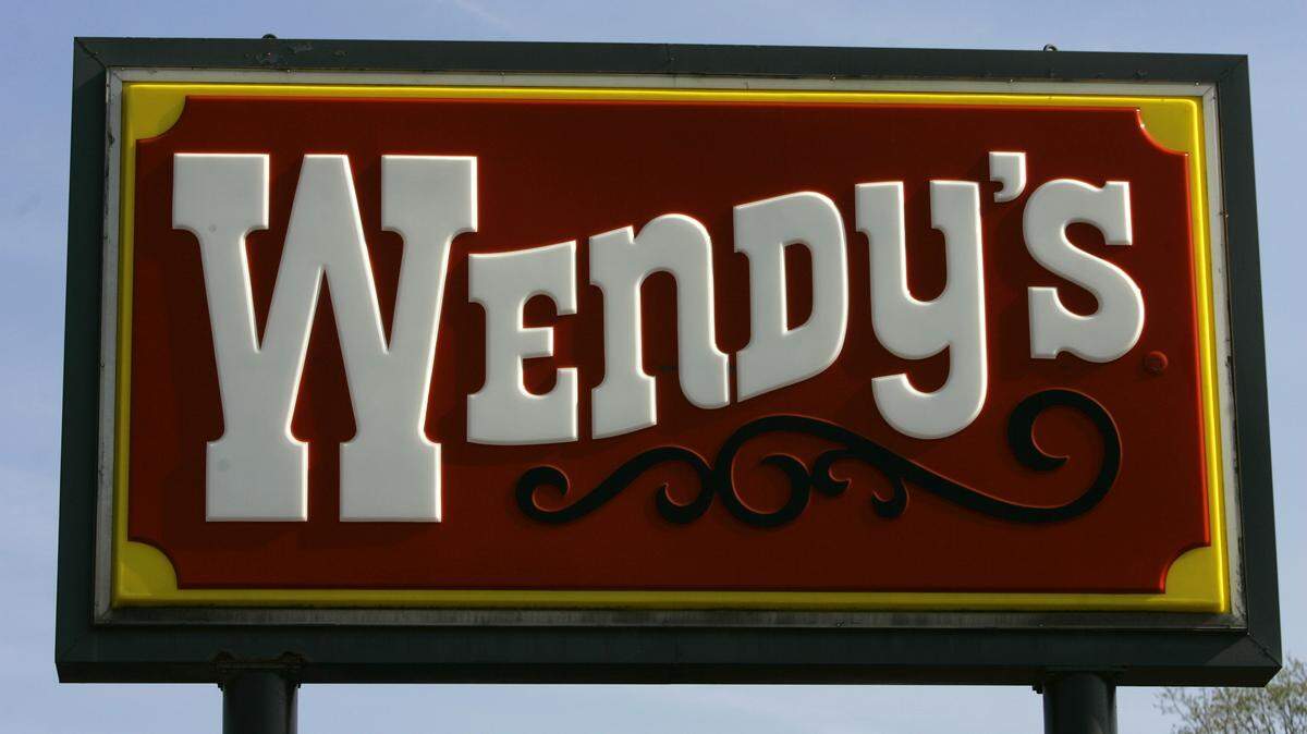 Thursday, April 24, 2008 in Columbus, Ohio. The owner of Arby’s said Thursday it is buying Wendy’s International Inc. in an all-stock deal worth $2.34 billion that comes after the burger chain’s board rejected at least two earlier offers by the company. Triarc Companies Inc., which is owned by billionaire investor Nelson Peltz, will pay about $26.78 per share for the company, which has about 87 million shares outstanding. The price is a premium of 6 percent from the company’s closing price of $25.32 Wednesday. (AP Photo/Kiichiro Sato)