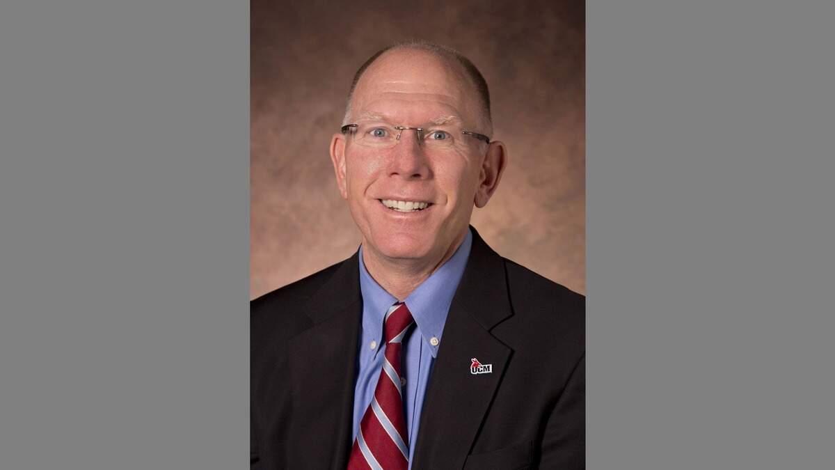 University of Central Missouri President Charles Ambrose is leaving to lead a nonprofit agency in Cincinnati.