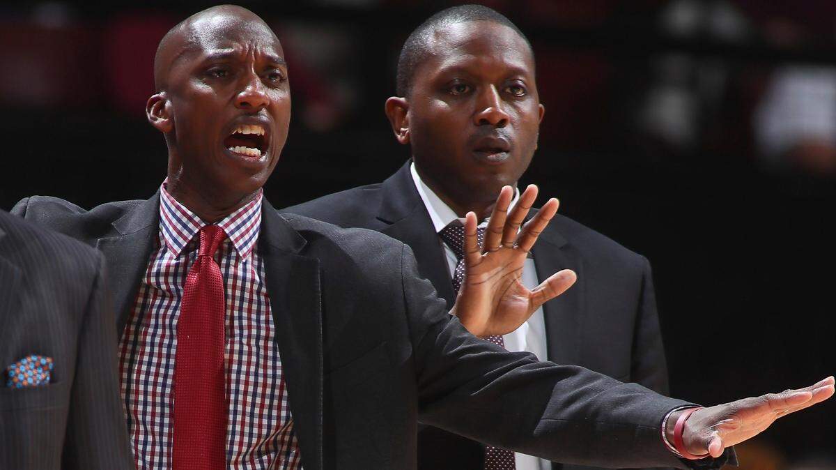 Charlton “C.Y.” Young (left) and Dennis Gates were assistant coaches at Florida State in this 2019 file photo. Gates, now the head coach at Missouri, has hired Young as an assistant on his Tigers’ staff.