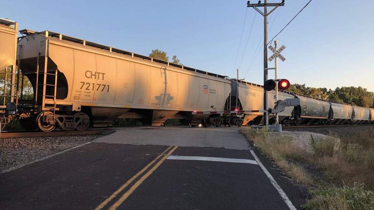 A train derailed Tuesday morning in the area of 59th Street and Mission Road in Overland Park, leaving a section of the road closed for several hours, according to the Johnson County Sheriff’s Office.
