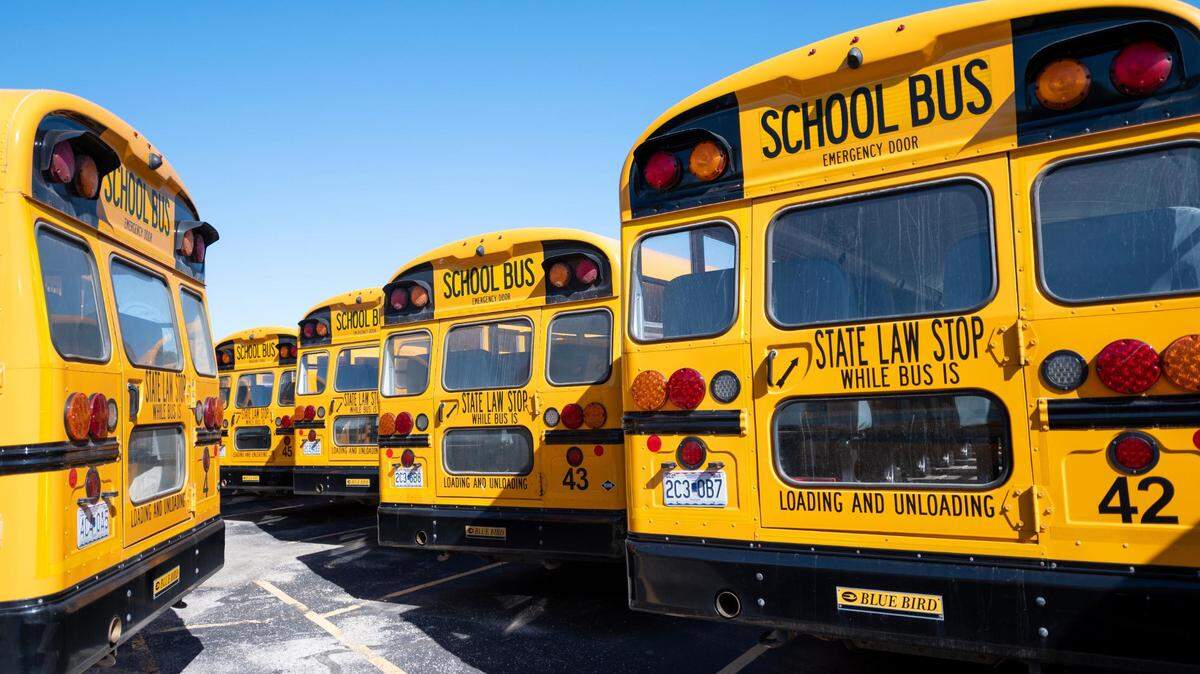 An estimated 141 districts in Missouri, and 25 in Kansas have four-day school weeks this year.