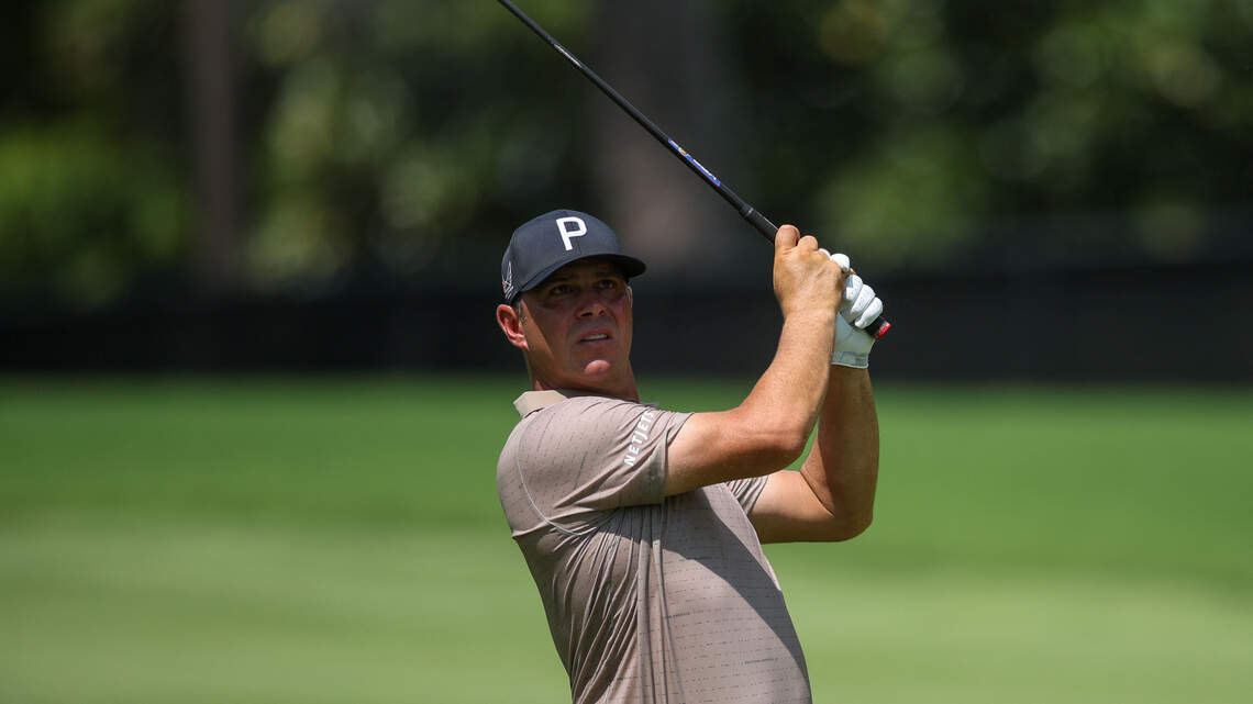 Second-round leaderboard crowded at Tour Championship: Woodland four shots back