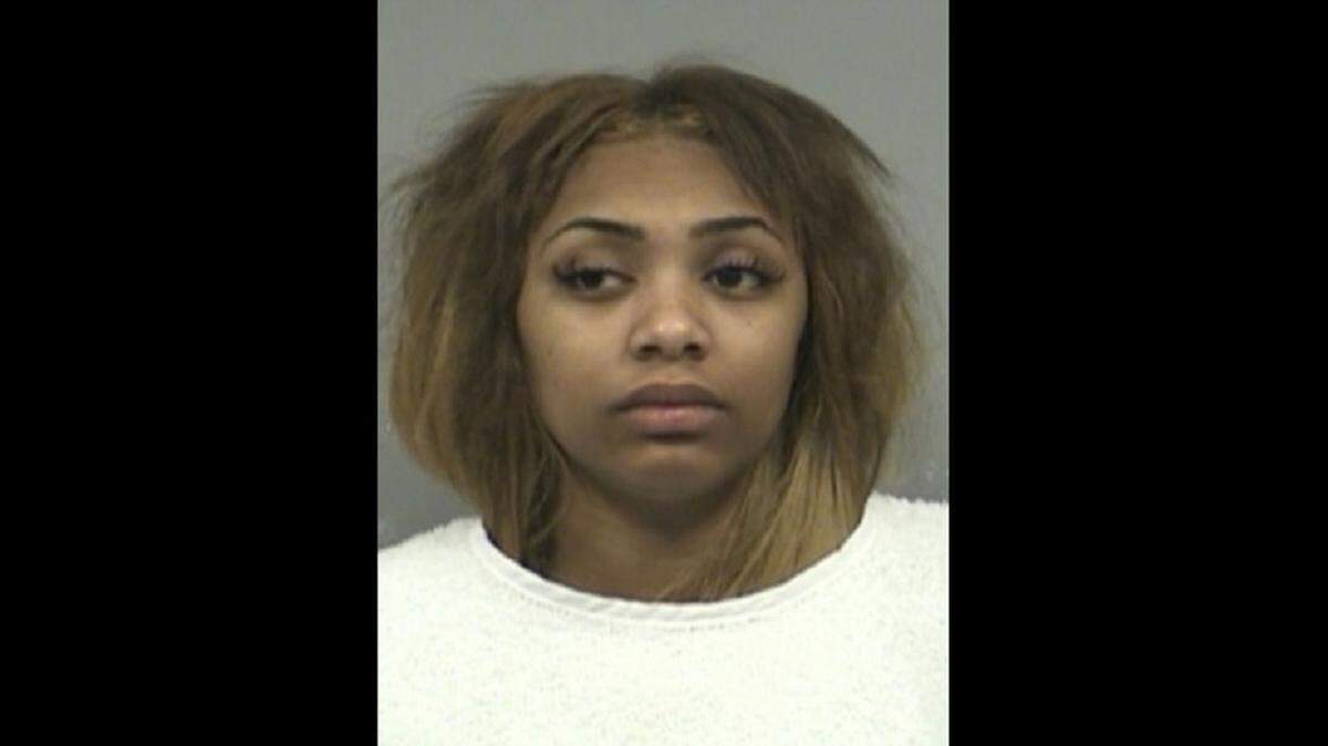 Zaucheauna Lewis, 19