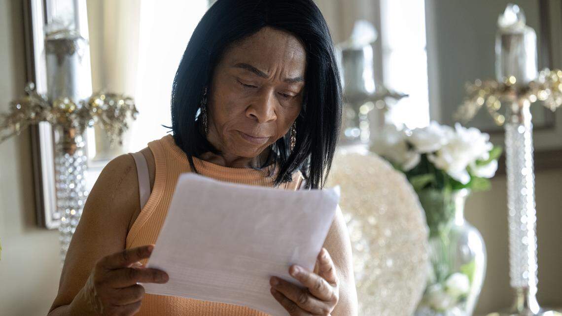 KC cops said her husband died in crash. They never told her about police chase