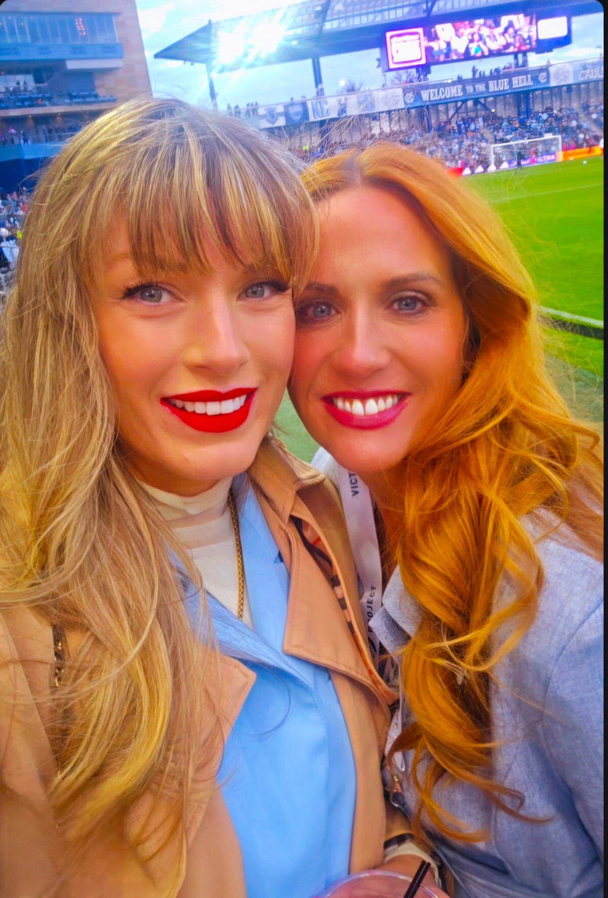 Thrasher with her sister-in-law (and Tree Paine lookalike?) Amber Masters.