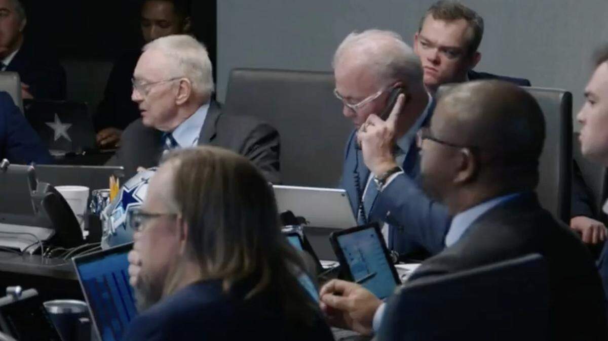 The Dallas Cowboys took a call from the Chiefs during the first round of the 2023 NFL Draft.