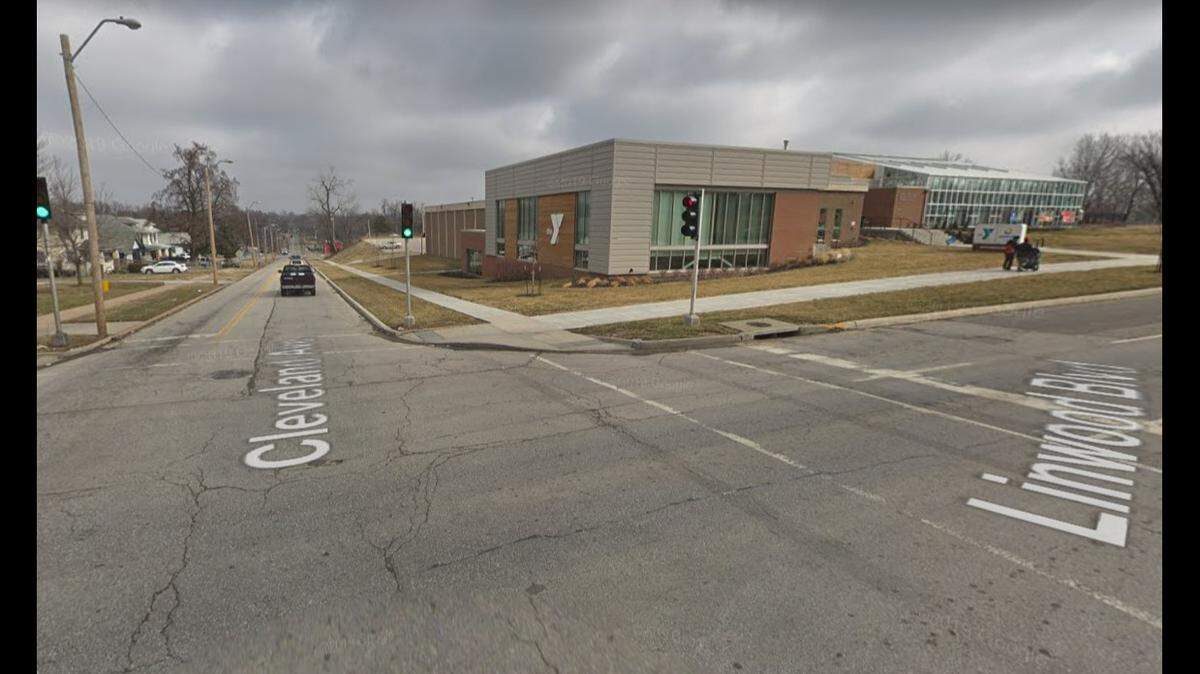 A Friday night homicide left one man dead near the intersection of Linwood Boulevard and Cleveland Avenue, according to Kansas City police.