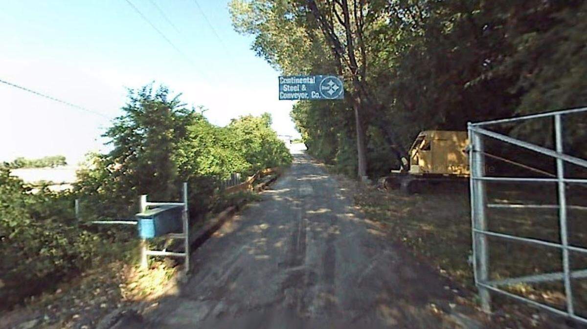 A worker injured Monday at Continental Steel Fabrication, 1600 Dora St. in Kansas City, has died. This Google Maps Street View image was taken in 2007.