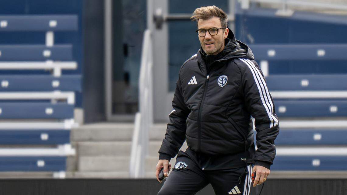 How a 1st-half burst buried Sporting KC in loss to MLS-best Whitecaps in Canada