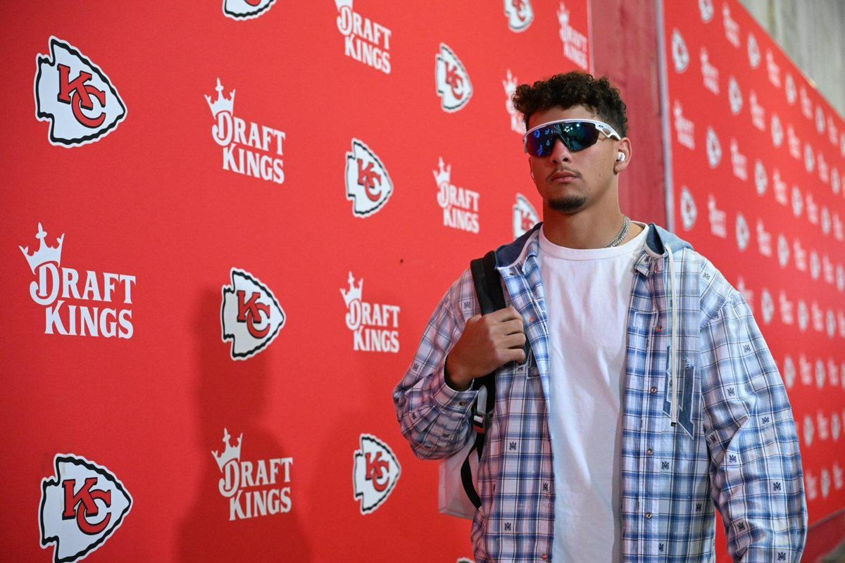 Patrick Mahomes wore an oversized Amiri logo flannel shirt as a jacket.
