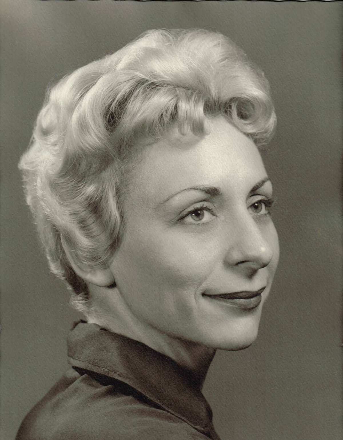 Alberta Lee Cox was both a longtime player and coach for the Raytown Piperettes, the AAU women’s basketball team her father sponsored from the 1950s through the 1970s.