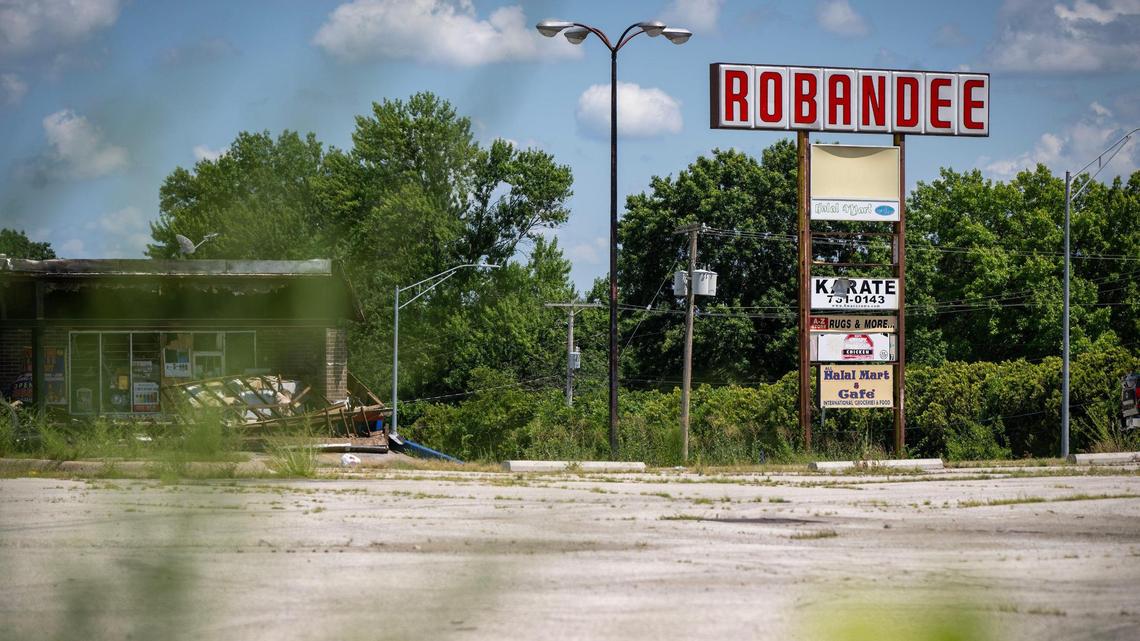 Kansas City may step in to revive vacant strip mall after fire, years of neglect