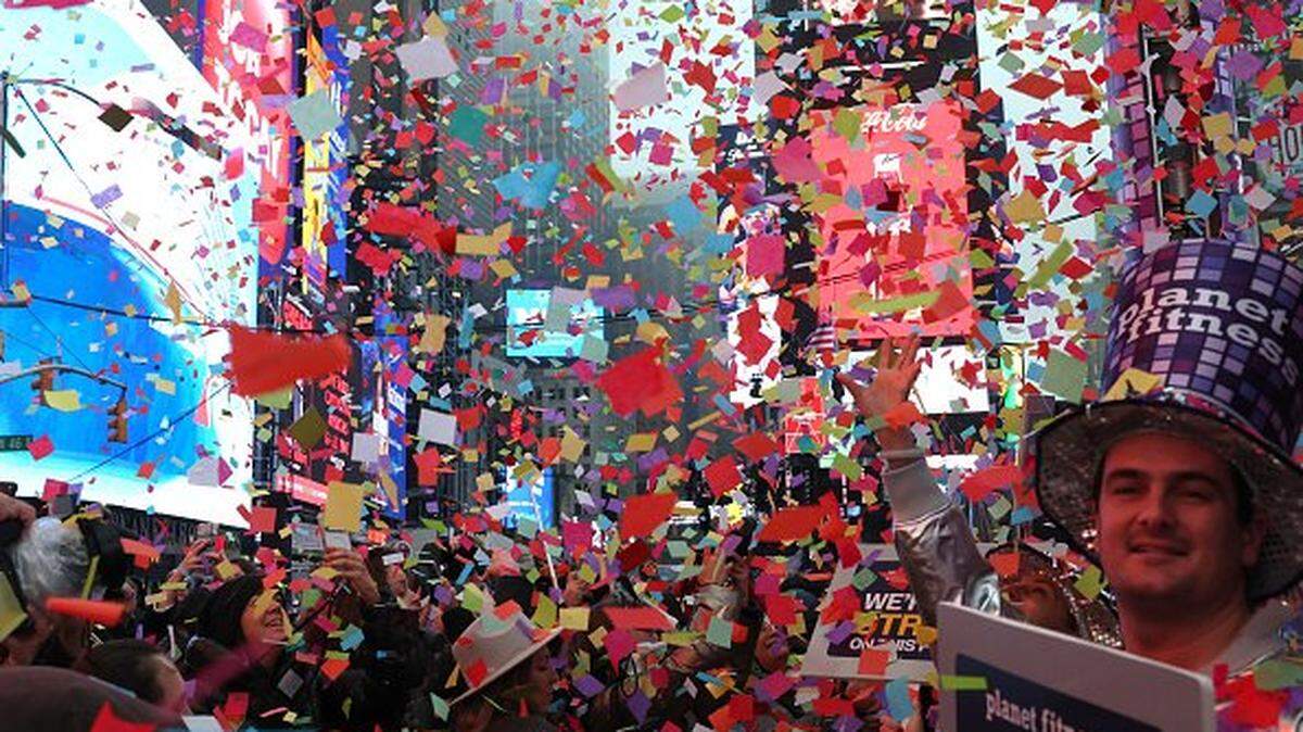 Confetti falls in Times Square during New Year's Eve rehearsals as part of the Planet Fitness test air worthiness of confetti in New York on December 29, 2025.