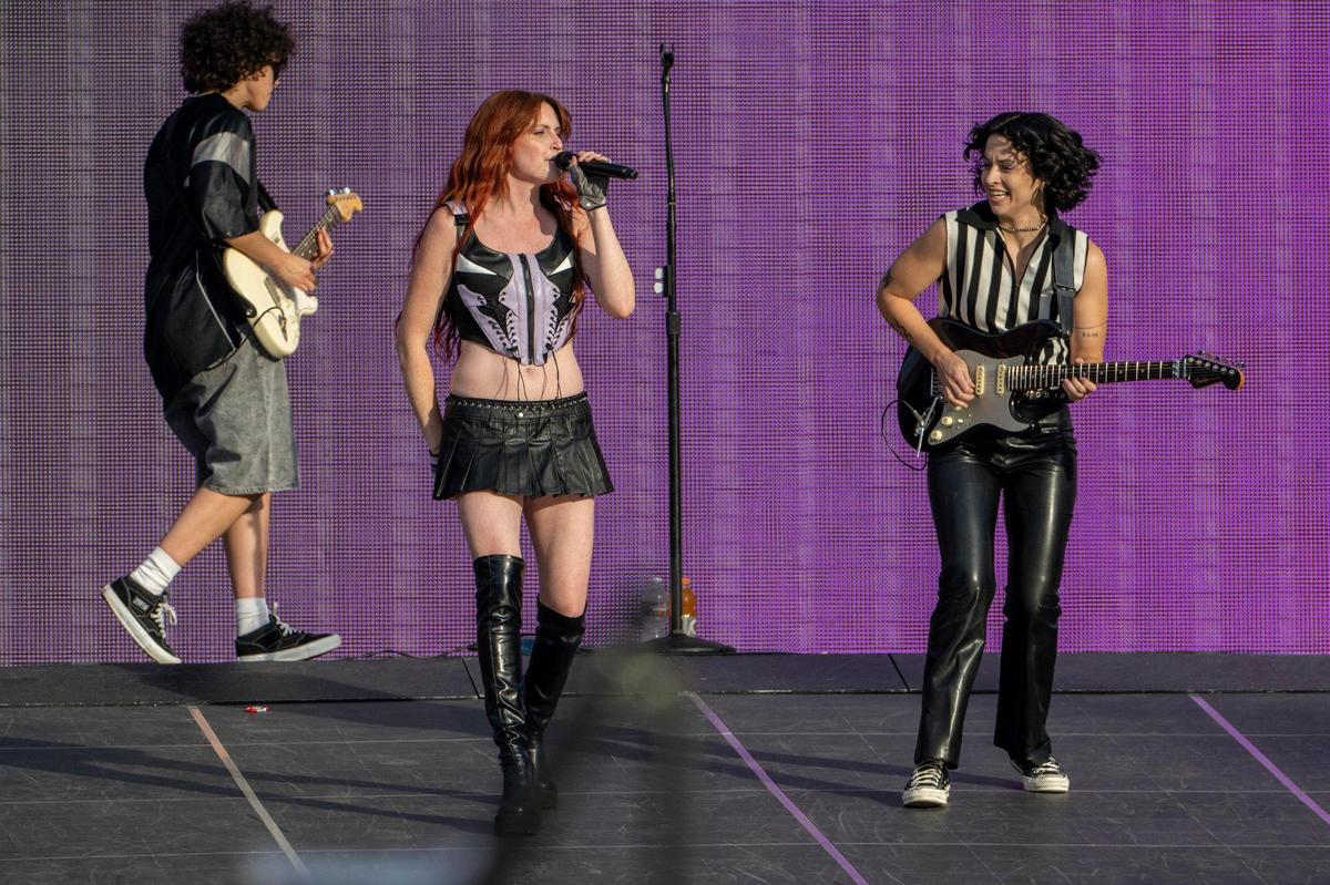 The band MUNA performs during Taylor Swift’s Eras Tour at GEHA Field at Arrowhead Stadium on Friday, July 7, 2023, in Kansas City.