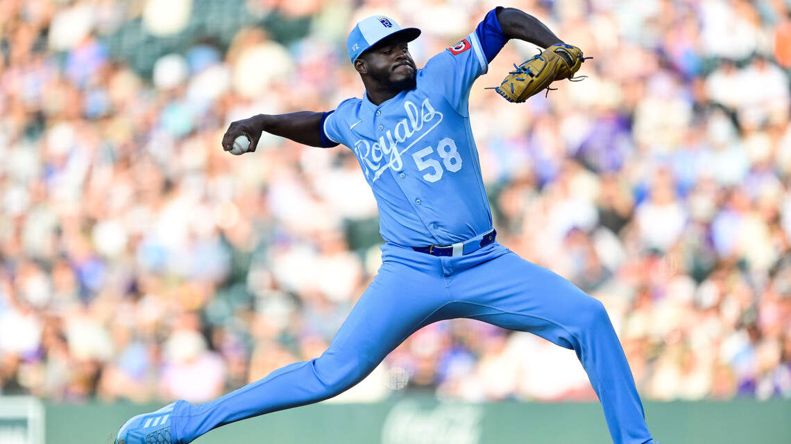 Royals blow 4-0 lead, drop 3rd straight game with 12-6 road loss to Colorado Rockies