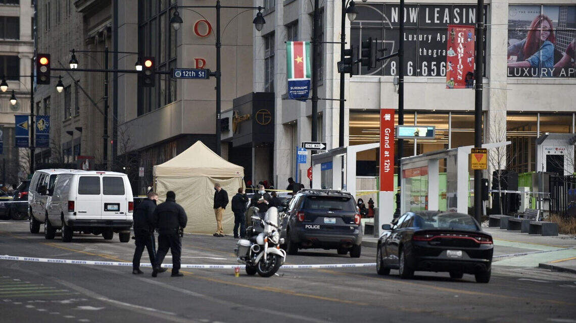 Shooting in downtown Kansas City leaves 1 dead, 1 injured | Kansas City ...