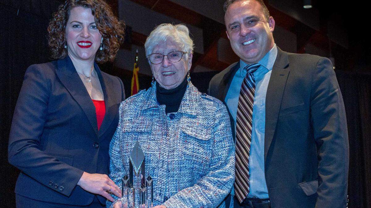 Rachel Segobia, left, director of Lee’s Summit CARES and Mayor Bill Baird presented the Lifetime Achievement Award to Shirley Fearon at the 16th annual Mayor’s Character Breakfast. In 1968, Fearon founded ReDiscover, a nonprofit that provides mental health programs for individuals and families throughout the metro, including those with limited financial means or no insurance.
