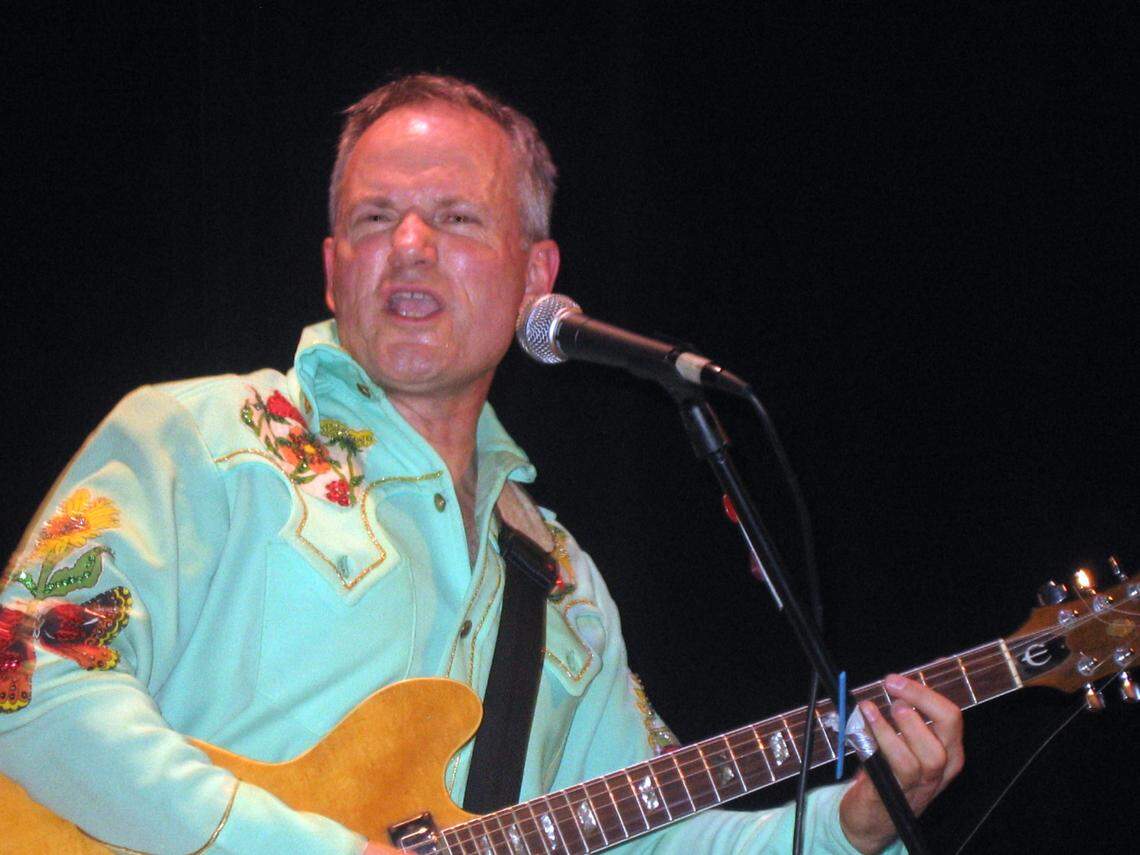 Bill Goffrier performing at an Embarrassment reunion show at Liberty Hall in Lawrence in 2006.