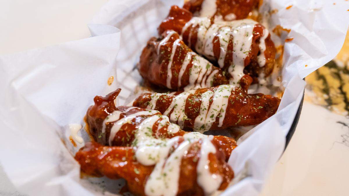 Go to this Raytown spot for great entertainment. Return for the fantastic wings