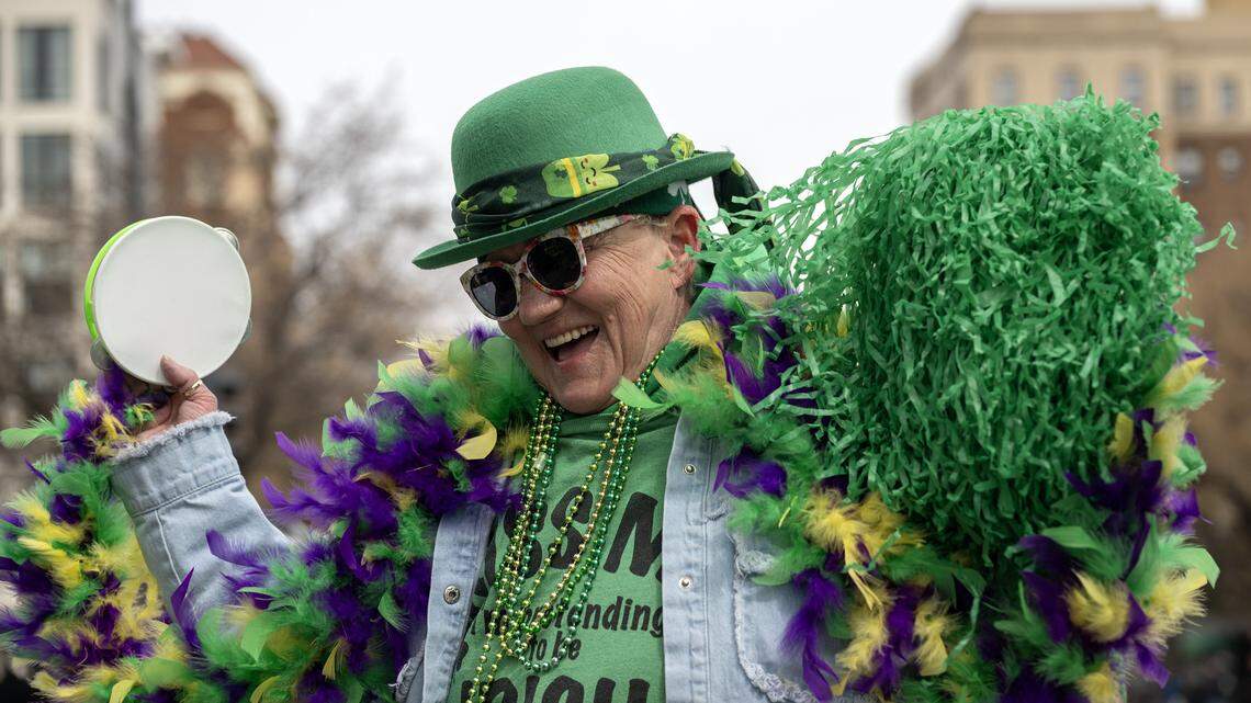 Despite cold, KC’s annual St. Patrick’s Day parade draws crowds to Westport