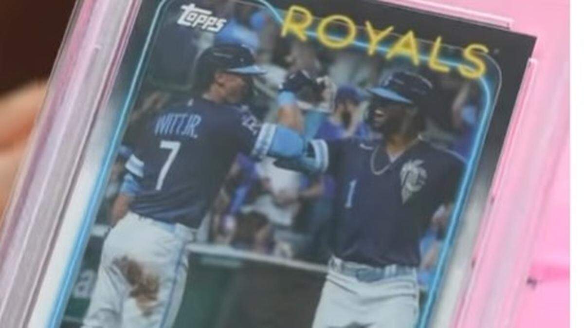 The back of the baseball card includes a special message from the Royals’ Bobby Witt Jr.