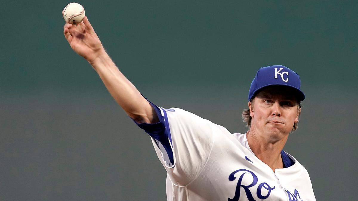 Royals pitcher Zack Greinke is returning to Kansas City this season on a one-year contract.