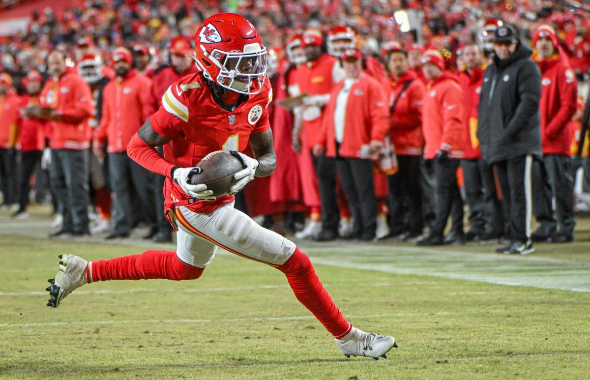 Kansas City Chiefs wide receiver Xavier Worthy (1) runs in a touchdown against the Buffalo Bills in the second quarter during the AFC Championship Game on Sunday, Jan. 26, 2025, at GEHA Field at Arrowhead Stadium.