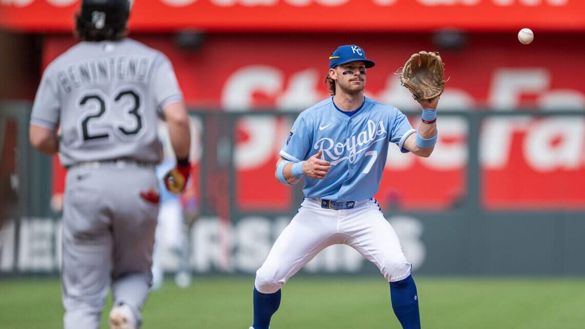 Royals drop season series to White Sox as AL rivals secure playoff berth at The K
