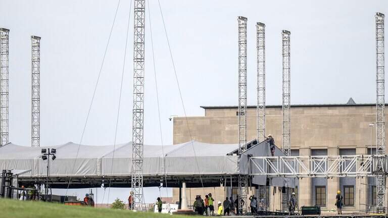Chappell Roan’s stage is going up near Kansas City’s Liberty Memorial