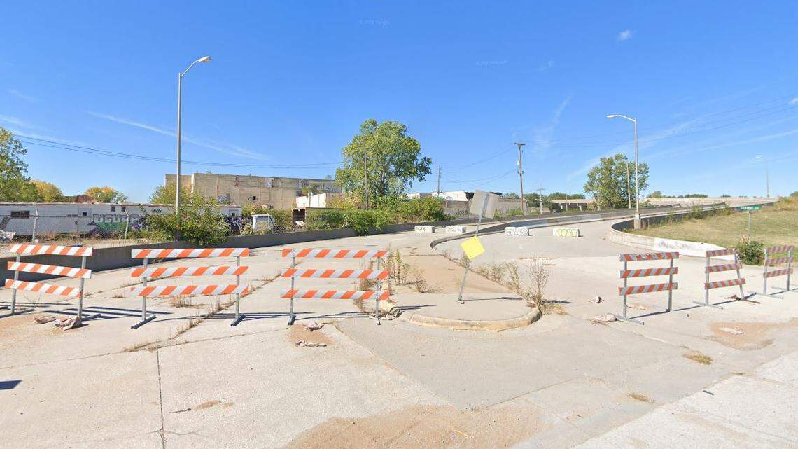 Residents start petition to push lawmakers to give back KCK bridge repair funds