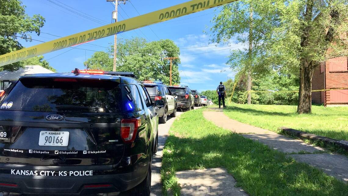 KCK shooting leaves man dead on Parkwood Boulevard: police | Kansas ...