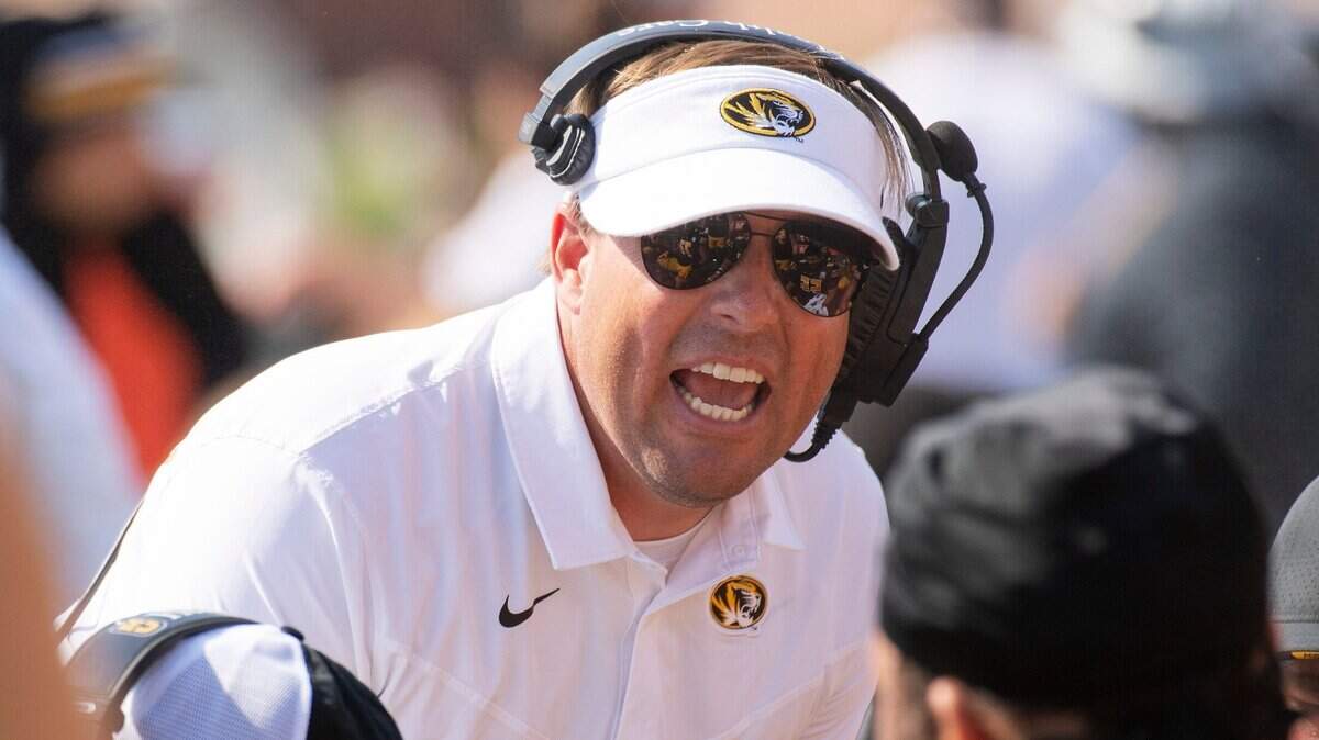 Missouri head coach Eliah Drinkwitz talks to his bench during the game against SEMO on Saturday, Sept. 18, 2021, in Columbia.