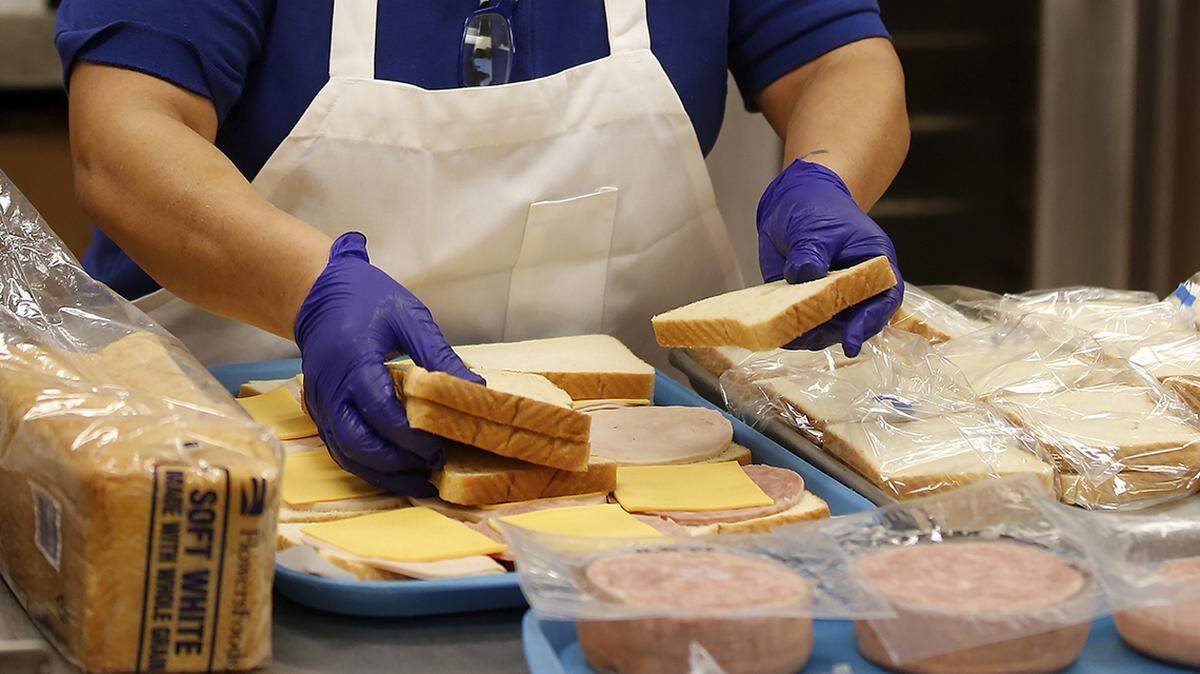 Preparation of school lunches. file Photo/Sue Ogrocki