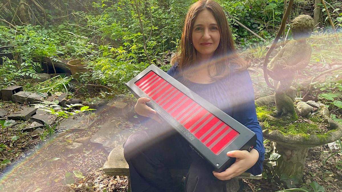 Simone Dinnerstein plays the Haken Continuum as part of her performance of “Concord” Piano Sonata.