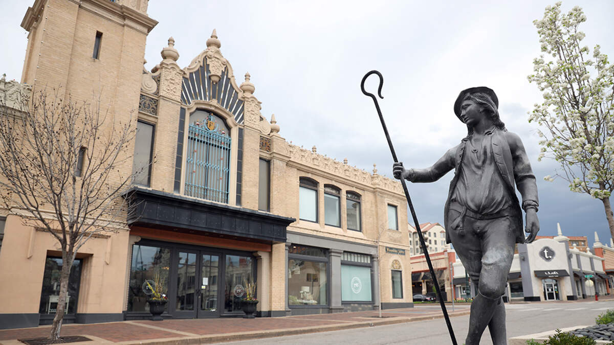 The new owners of the Country Club Plaza have made a community pledge of sorts. It falls way short.