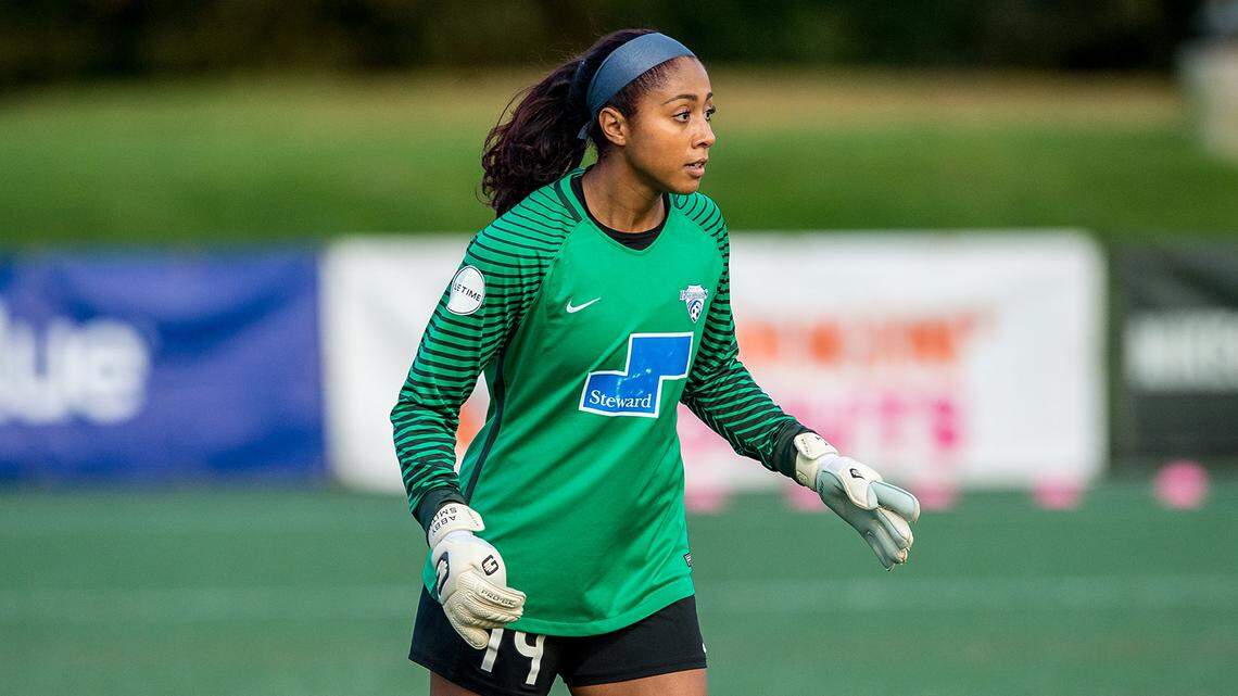 Abby Smith has won the starting goalkeeper job for Kansas City’s new NWSL soccer team, coach Huw Williams announced on Wednesday.