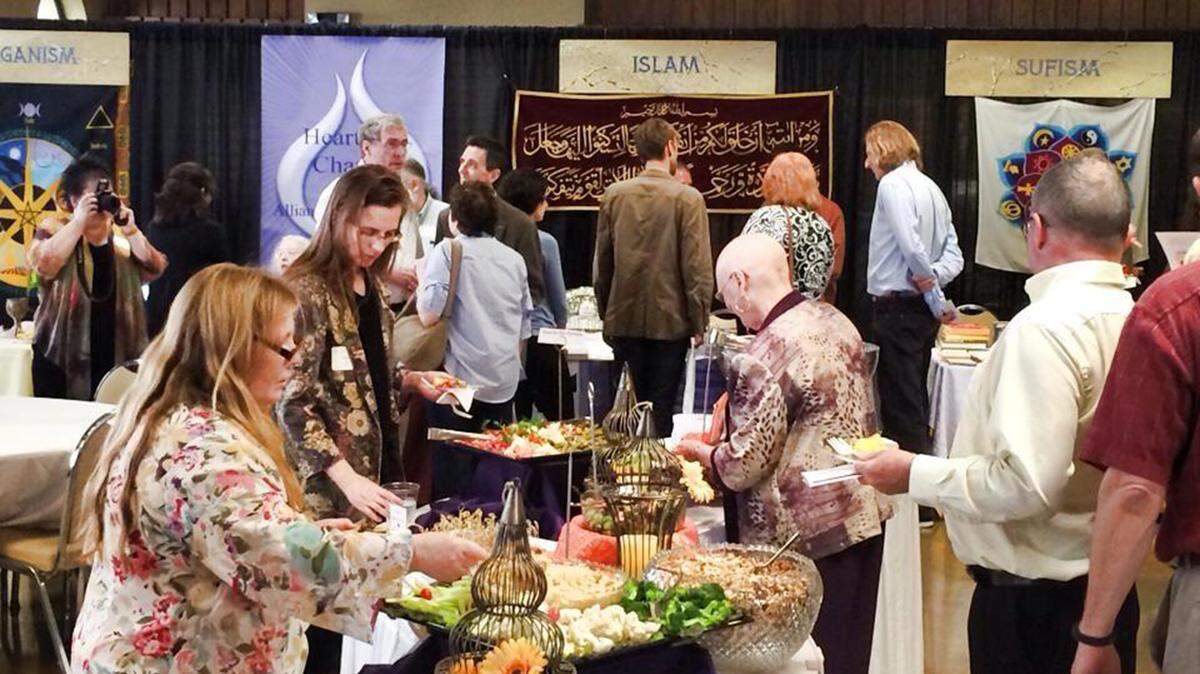 The Greater Kansas City Interfaith Council works to show the world what it looks like to live in religious harmony.