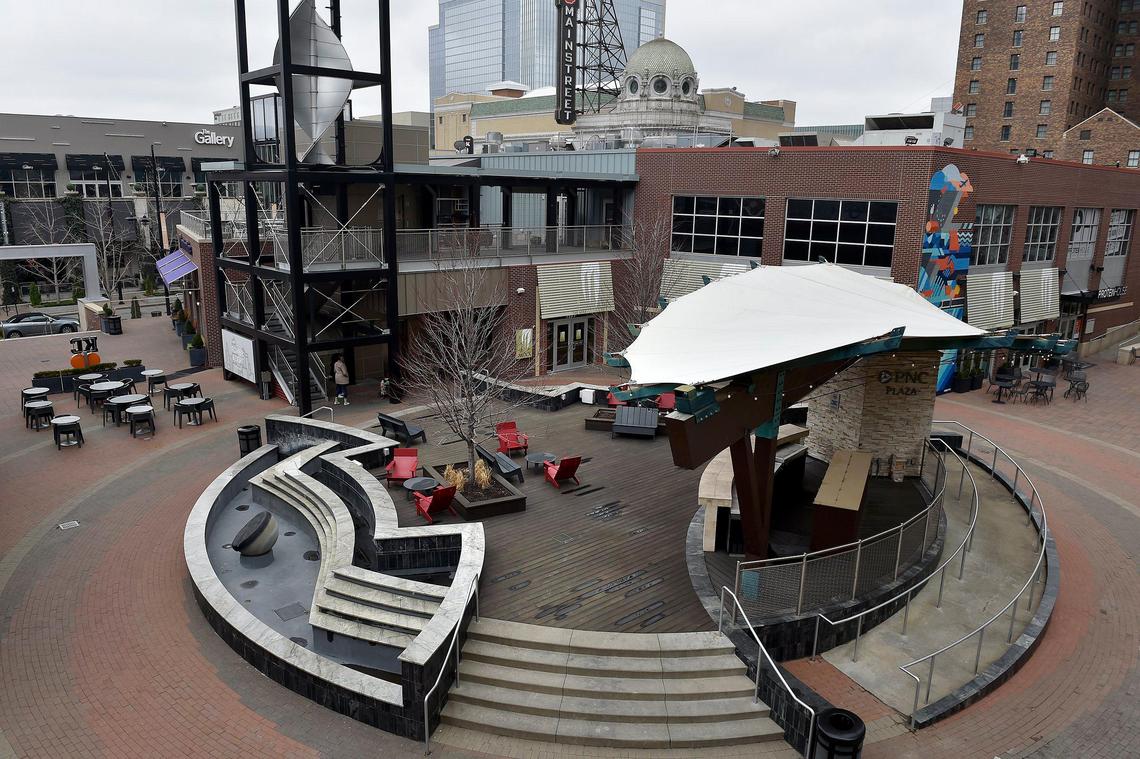 The PNC Plaza in the Power & Light District was nearly deserted during shutdown orders. Now restaurants are encouraged to set up tables there.