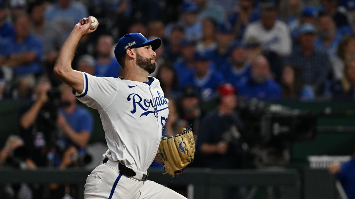 Kansas City Royals pitcher Michael Wacha (52) throws in the 1st inning during Game 4 of the American League Division Series on Thursday, Oct. 10, 2024, at Kauffman Stadium.