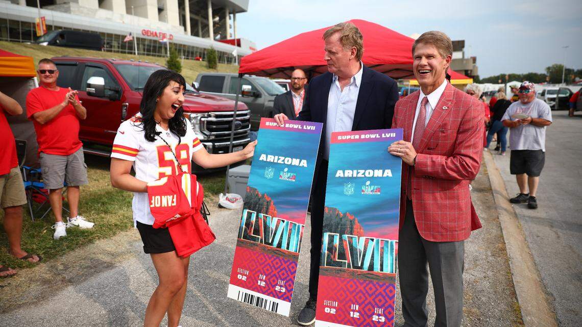 Here’s how to get Super Bowl LVII tickets to see Chiefs-Eagles. Have a big credit limit