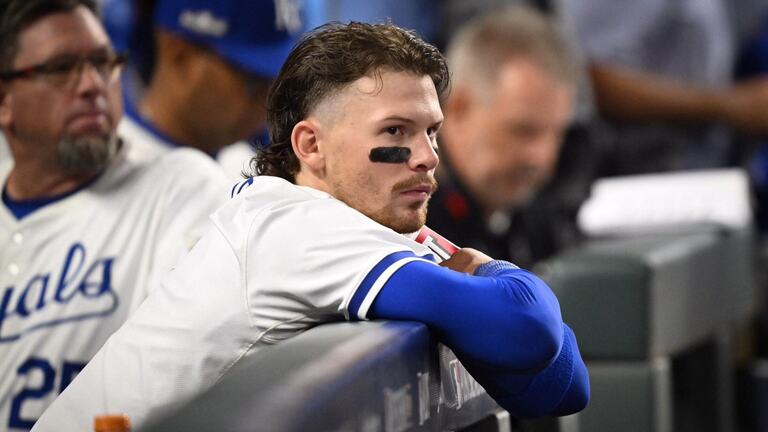 The scrutinized Royals decisions are mere distractions from the real ALDS problem