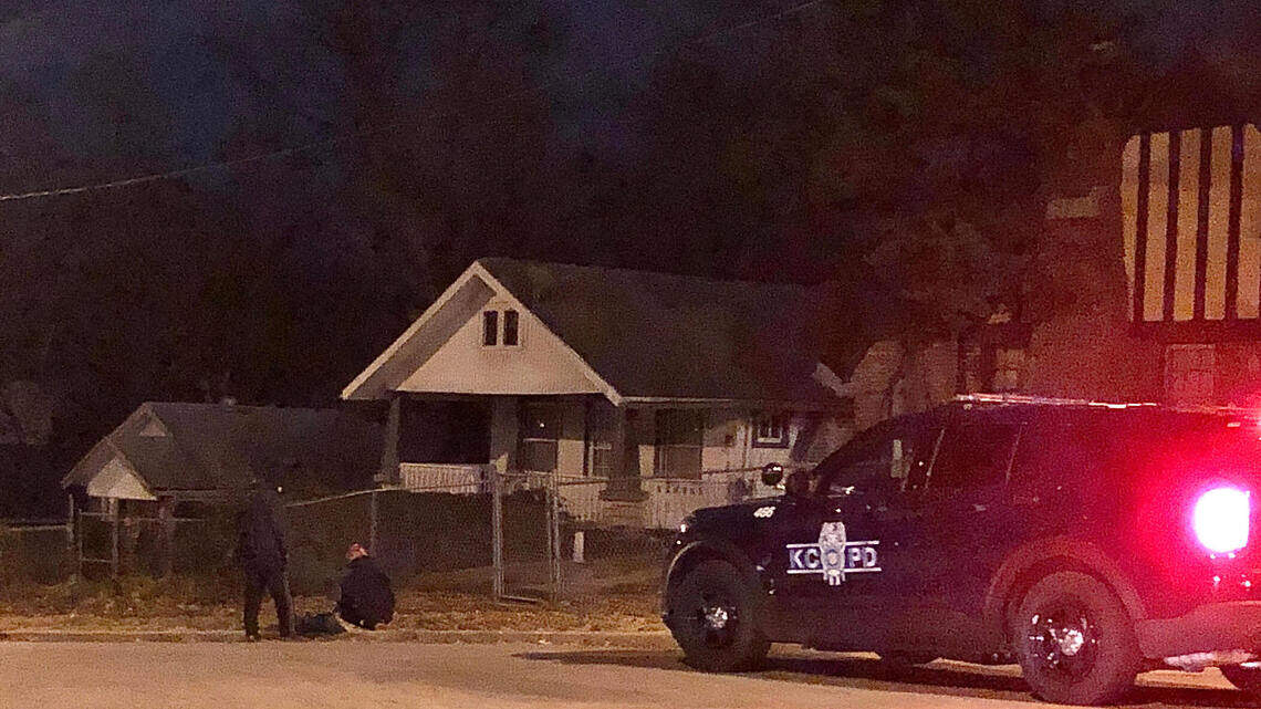Shooting leaves another person dead in Kansas City: police | Kansas ...