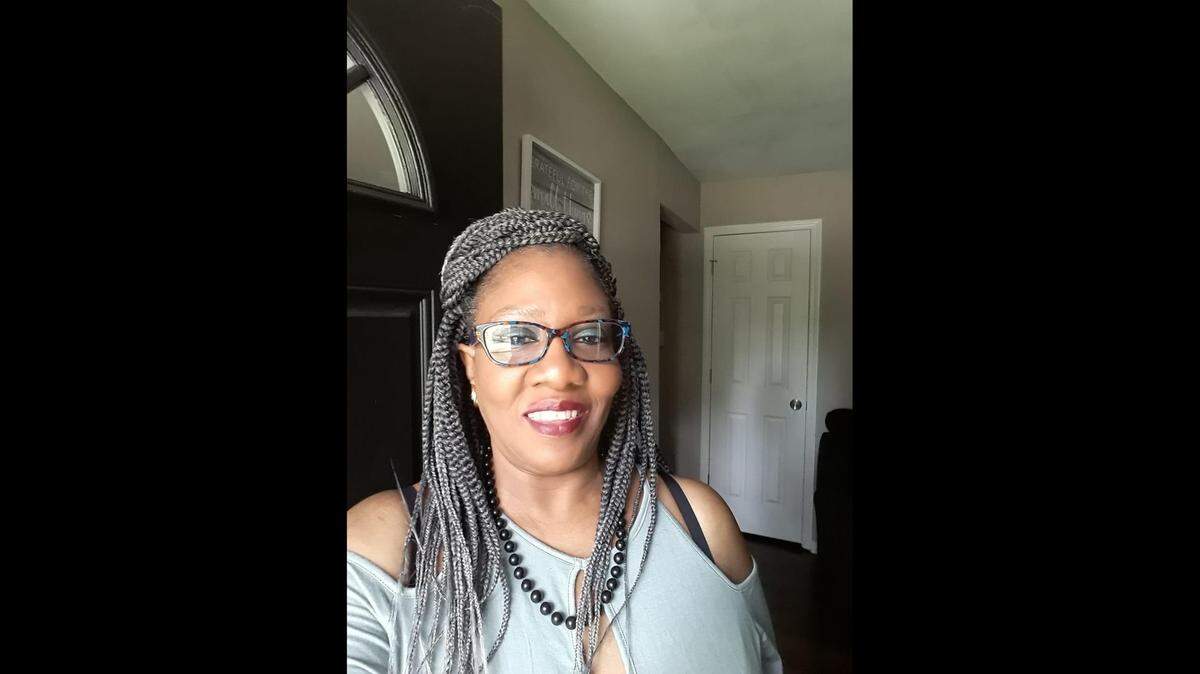 Lenora Miller died peacefully on Sept. 21 surrounded by family. She was 69.