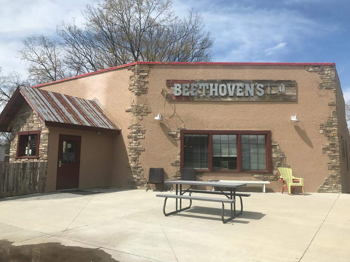 The former Beethoven’s building has been sold to an antique shop.