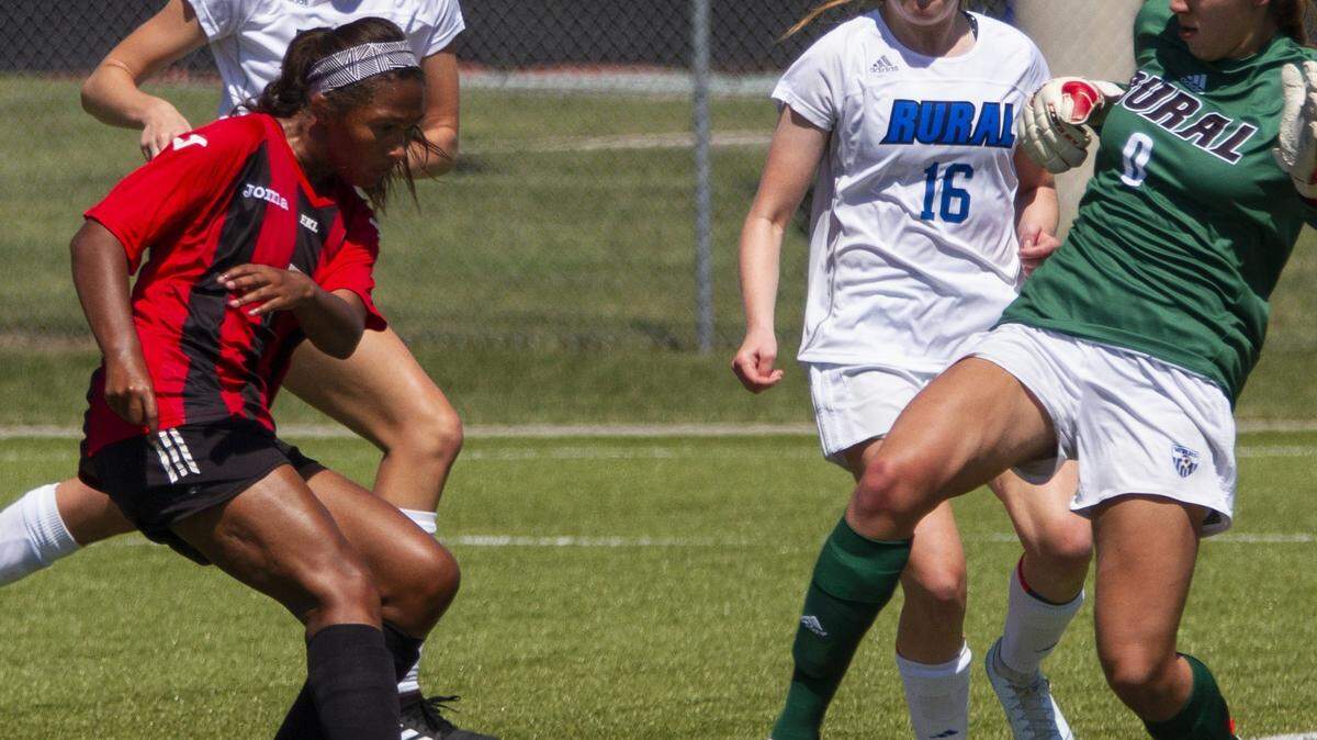 Blue Valley West’s Marissa Popoola, left, has helped the school to a couple of recent Kansas 6A championships.
