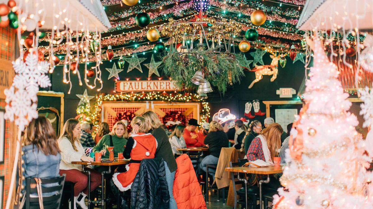For almost four decades, the Faulkner family has hosted special events. Jolly, a Country Christmas Pop Up Bar — on the ranch property on the edge of western Lee’s Summit — will be open Thursdays through Sundays, Nov. 29 to Dec. 22 as well as Dec. 17 and 18.