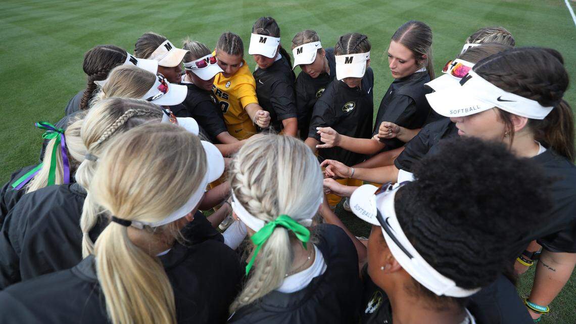 Mizzou shut out by Arkansas in SEC softball tourney title game. Selection show is Sunday