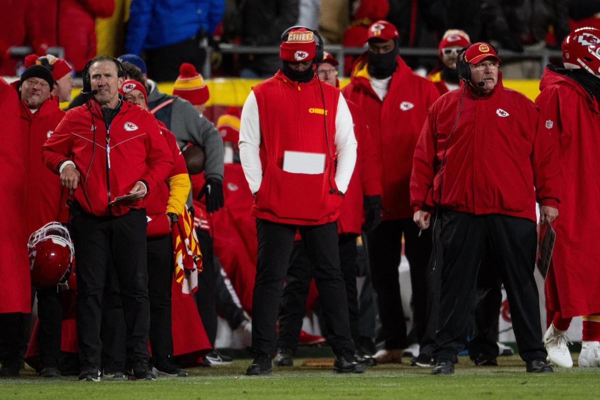 Kansas City Chiefs defensive coordinator Steve Spagnuolo and head coach Andy Reid prepare for a play call late in the second half of the Chiefs AFC Divisional Round playoff game vs. the Houston Texans on Saturday, Jan. 18, 2025, at GEHA Field at Arrowhead Stadium.