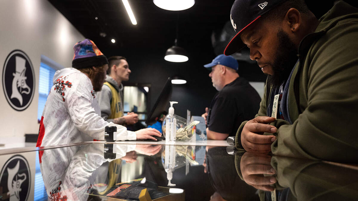 Marijuana is legal to buy here. Can you smoke it outside? And what if you’re staying on the Kansas side of the state line? | Opinion